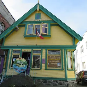 https://turtle-hostel.hotels-victoria.net